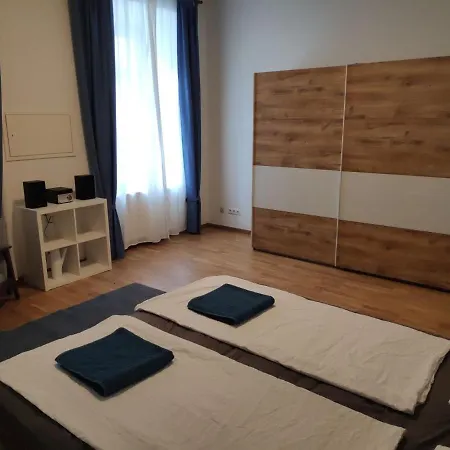 Flataid Reitschulgasse - Center - Jakominiplatz Апартаменти Грац